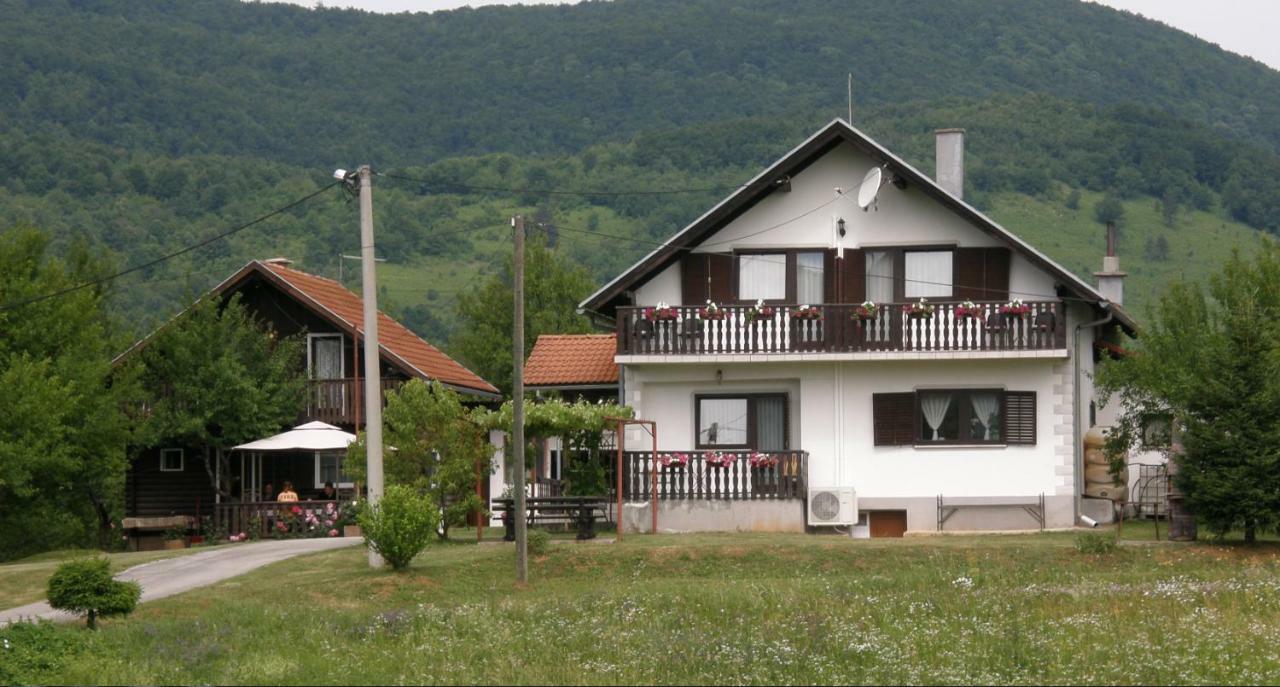 House Viktoria Hotel Seliste Dreznicko Luaran gambar