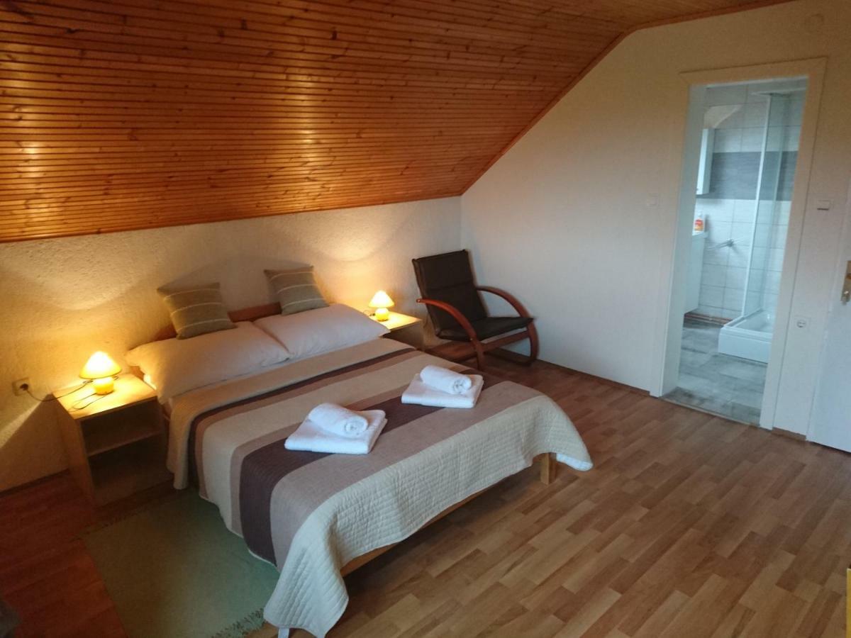 House Viktoria Hotel Seliste Dreznicko Luaran gambar