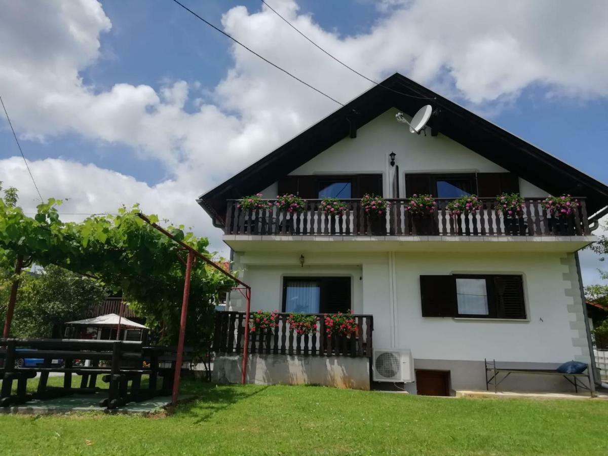 House Viktoria Hotel Seliste Dreznicko Luaran gambar